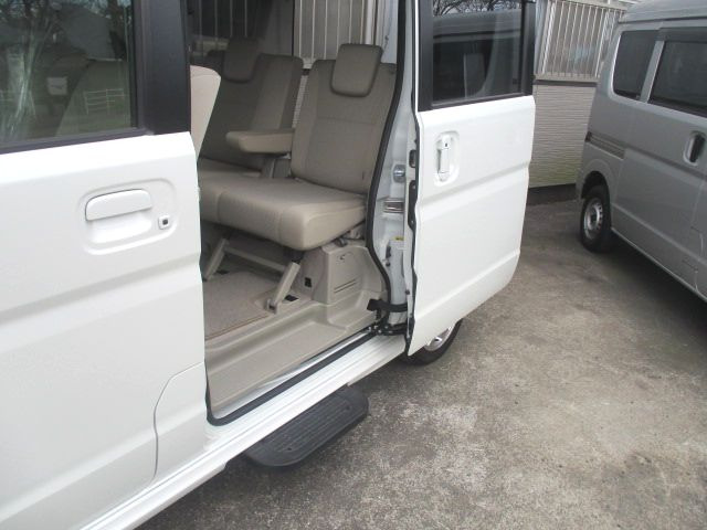 �X���C�h�h�A�A���I�[�g�X�e�b�v