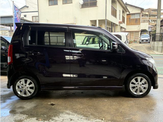 �{�f�B�͖����R�[�e�B���O�ς݂ł��B