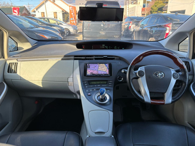 �A�C�|�C���g�������A���Ɍ����炵�̗ǂ��R�b�N�s�b�g�̓����O�h���C�u�ɍœK�B��x�������a�݂��ł��B