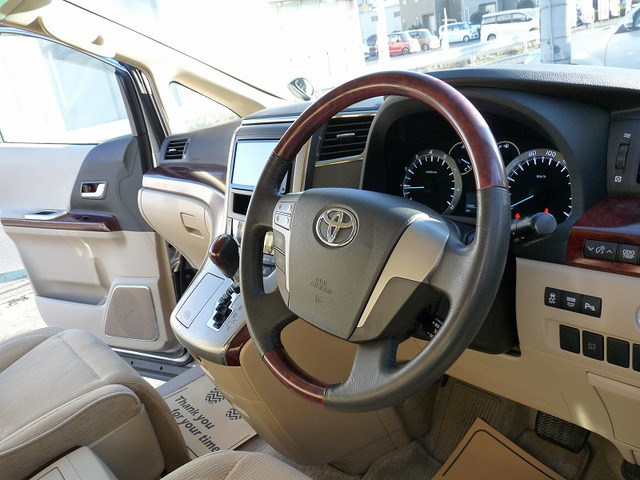 �g���^�f�B�[���\�����e�i���X�ԗ���@�l���[�U�[�l��蒼�ڔ��悳���Ē��������Ԃł��B��舵������ς悭�㎿�Ȃ��ԂɂȂ�܂��B