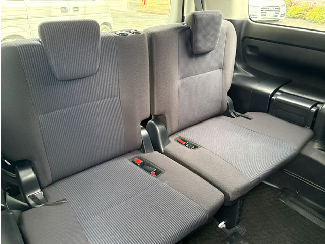 ���E�˔j�̎Ԍ����{���Ă���܂��B��Ԃ������ł�