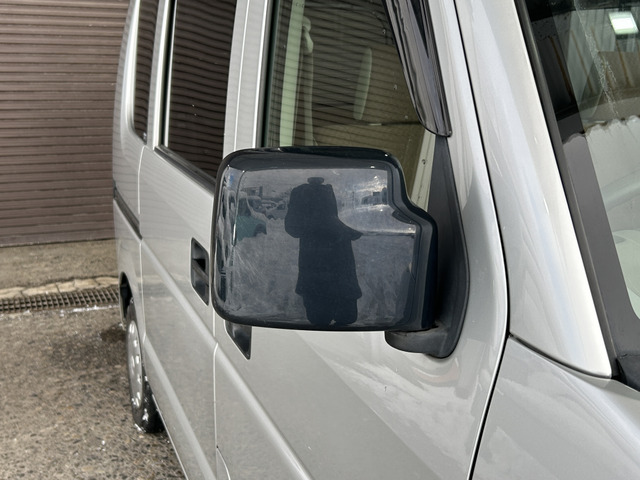 �y�x�����z���i�X�z���Ԃ������������܂��āA���ɗL�������܂��B�݌Ɏԗ��ɂȂ�܂��̂ŁA���񂲓s���̋X�������ɁA���ɗ��ĉ������B���X�\��������ƁA���ē����X���[�Y�ł��B