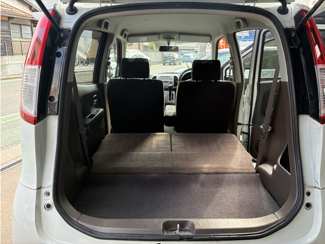 �����V�[�g��|���Ƒ傫�ȕ��Ⓑ�������ڂ���܂��B