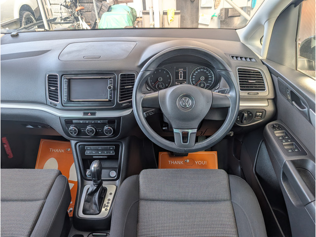 �_�b�V���{�[�h���肪�Ⴂ�̂őO���̎��E����������Ɗm�ۂ���Ă܂��B�����̕��ł��O�����������茩�n���܂��B