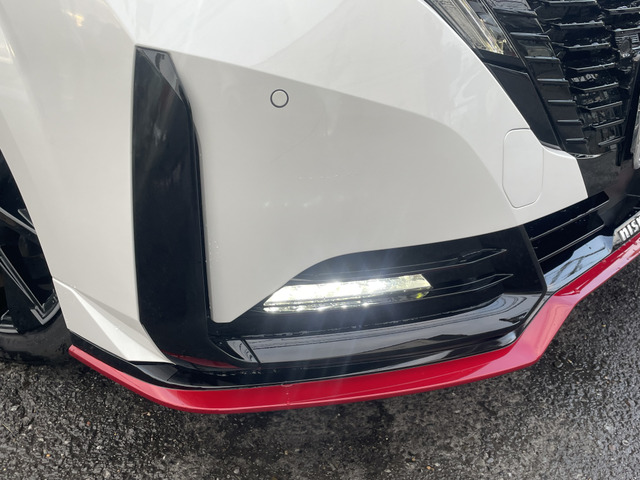 �������グ���Ƀi�r�A�z�C�[���A�^�C���A���[�_�E���AETC�A�h�����R���i���̔��������܂��B�܂Ă��_�񎞂ɂ��\���t��������΃{�f�B�[�R�[�e�B���O�����l�ł��ɂĎ{�H�\�ł��B