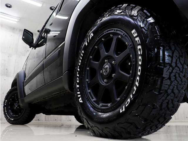 �V�i�ЊO�A���~�z�C�[���ɐV�iBF�O�b�h���b�`�I�[���e���[���z���C�g���^�[�^�C���𑕒����A�N�e�B�u�ȕ��͋C�Ɏd�オ��܂����B