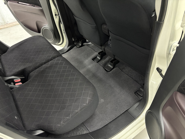 �y����OK�z���Ԃ̈ړ���葱���Ȃǂ������܂��̂ŁA����]�̍ۂ͂����X������O���܂łɂ��A�����������B�i���o�[�v���[�g�̖����Ԃ̌����ł̎���́A�X�^�b�t�̉^�]�ƂȂ�܂��B�������͉\�ł��B