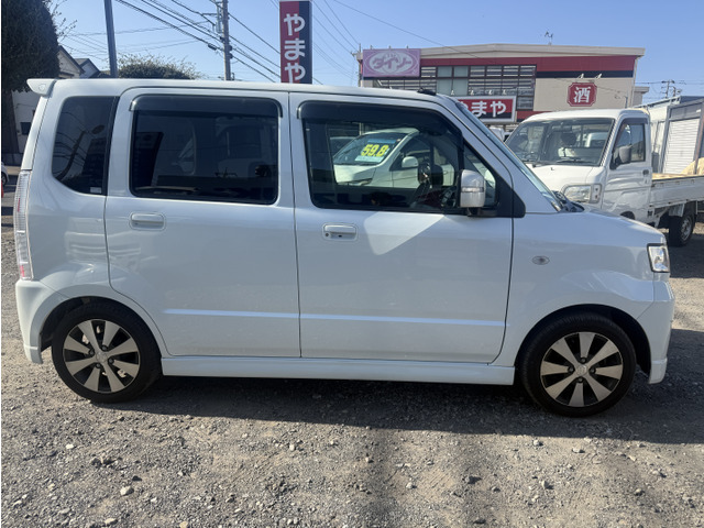 �Ԃ̐����Ȍ��ς��肪�~����!!�ʊp�x�̎ʐ^��������!!�Ԍ��A�����A���̑��k��������!!�ȂǂȂǂǂ�ȍ��ׂȎ���ł����҂����Ă���܂���