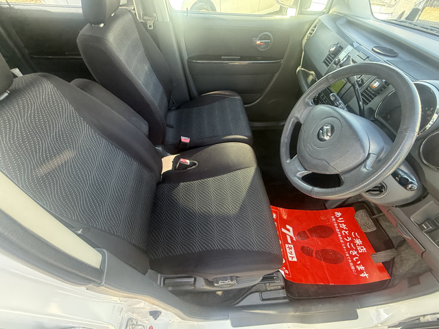 �V�[�g���؂�ȂǂȂ��Y��ȏ�Ԃł���