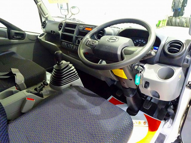 AC PS PW SRS ABS �W���h�A���b�N ���d�i�~���[ ���W�I ���[���~���[���o�b�N���j�^�[ �^�[�{ �r�C�u���[�L �⓹���i�⏕���u �t���A6MT