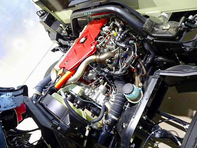 �G���W�����[��