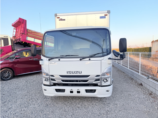 エルフアルミバン