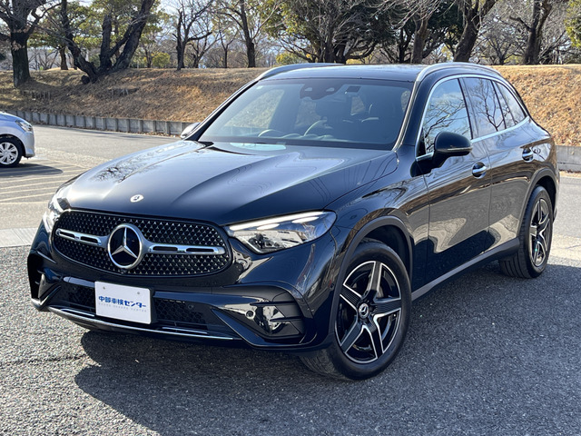 ���Ђ́A������Ѓt�@�u���J�z�[���f�B���O�X(���؃X�^���_�[�h��� �،��R�[�h:4193)�̃O���[�v��Ђł��B