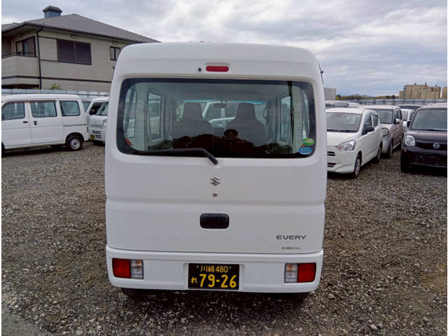 提携整備・板金工場が御座いますので、安心してお買い求めいただけます。