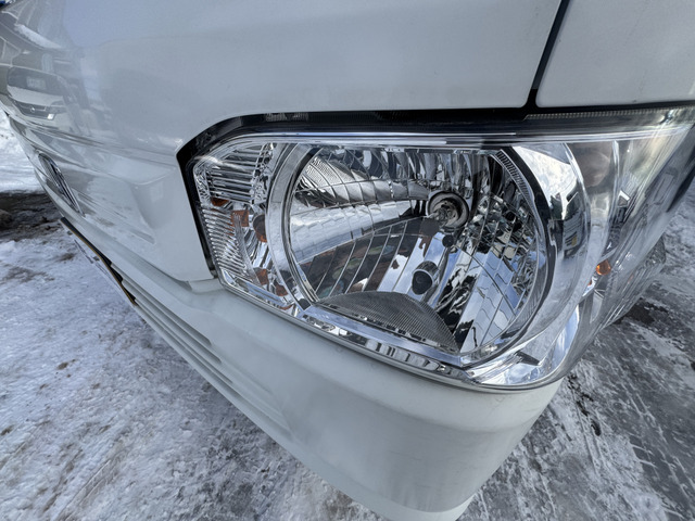 �������݂̂Ȃ��Y��ȃw�b�h���C�g���򉻂ɂ�鉩�΂݂�N���A�����͌����܂���BHID��LED�Ȃǂ̑���������܂��B