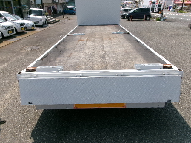 �O���́A�L�Y�A�T�r�A�G�N�{�A�����A�M�h�A���ꑽ������܂��B �Ŕ����՗L��B �A���e�i�܂�B