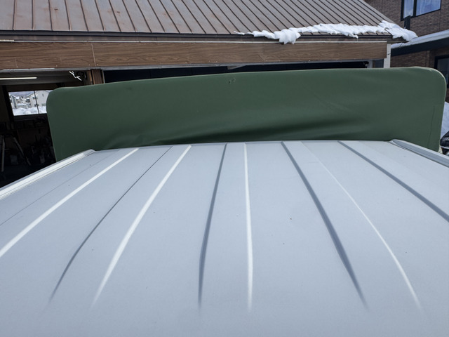 �����[�t�̏��≚�݁A�F�򂹓h�������Ȃǌ������₷���̂Ő��񂲗��������������Ђ͑S�ԃ|���b�V���[�ɂ��|���}�[���H�{�H�ς݂ł��̂Ō���Ɏ��M����܂���