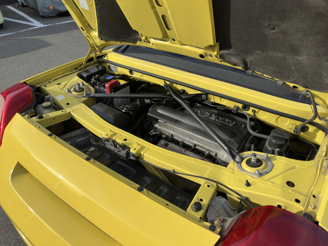 �������!�~�b�h�V�b�v�Ȃ̂Ō�둤�ɃG���W�����ڂ��Ă܂���