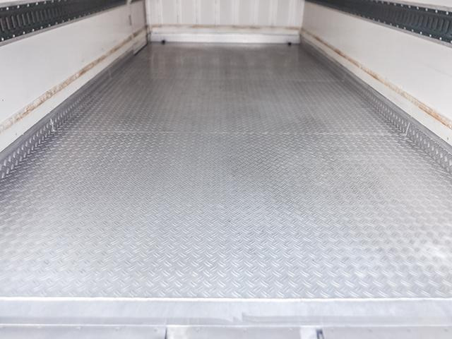 ���A���~�Ȕ� �ő�ύڗ�2,950kg