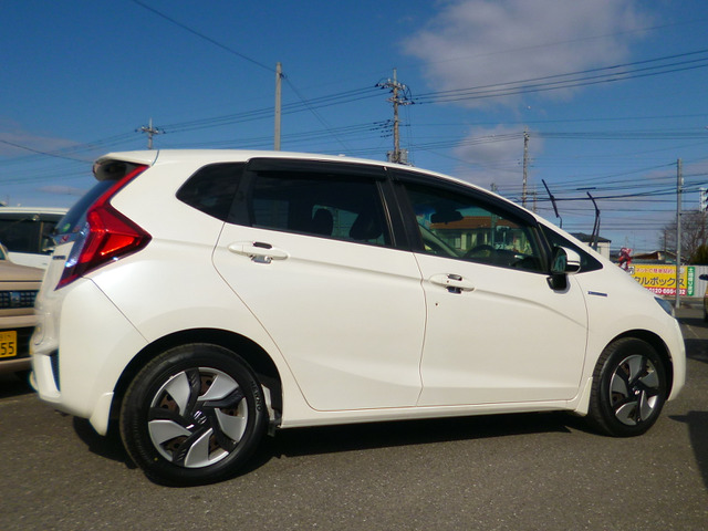 フィット1.5 ハイブリッド Lパッケージ