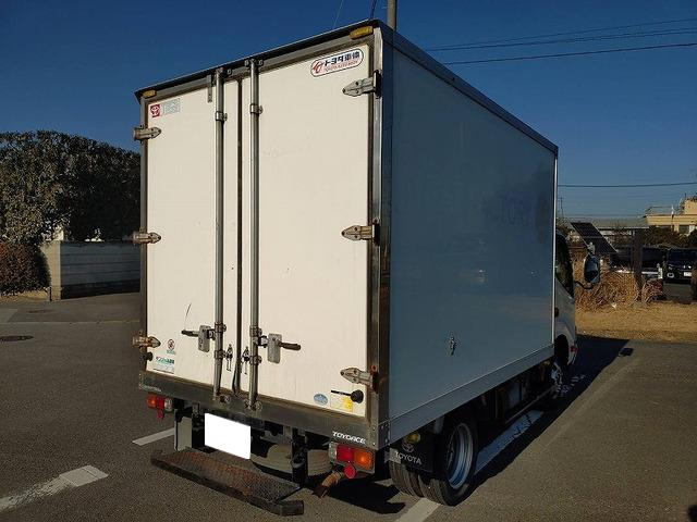 トヨエース冷蔵冷凍車