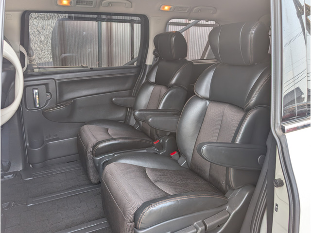 �g�[�����S�������Ɍ�Ȃ��w�b�h�N���A�����X����������Ɗm�ۂ���Ă���A�L�X�Ƃ�����ԂɂȂ��Ă܂��B�������ƍ����V�[�g�̓��[�W�T�C�Y�~�j�o���Ȃ�ł͂��ґ�ȑ���ƂȂ�܂��B