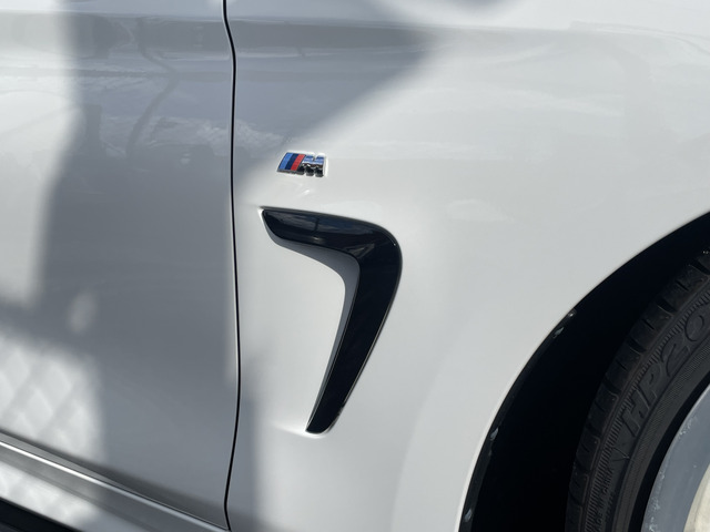 �K���X�R�[�e�B���O���{�H�\�ł��B��p��20.000�~���珳���Ă���܂��B���Ԏ�ɂ�艿�i���ς��ꍇ���������܂��B���̑��I�v�V��������葵���Ă���܂��̂ŁA���k�S���ɂ��\���t�����������B