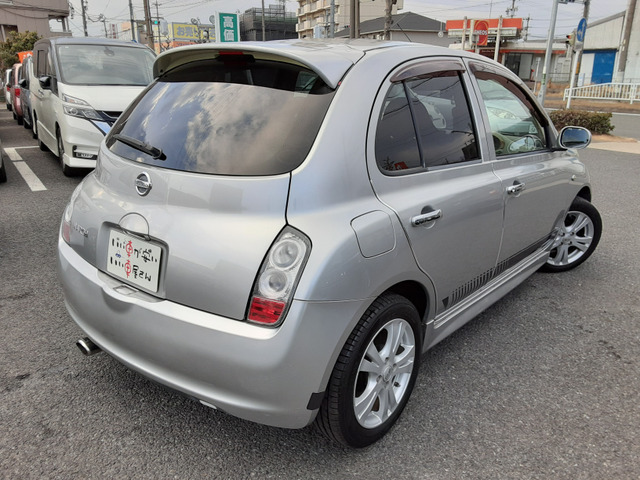 �O���d�グ�A�����A�j���d�グ�A�����N���[�j���O�v���܂��B���̒S���҂���������d�グ�A�[�Ԃ����Ē����܂��B