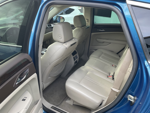 ミッションの変速ショックや異音、オイル漏れ等は、仕入れ前に確認しております。エアコンや電気系なども納車前に事前点検致します。また、納車前にお客様ご自身でもご確認頂き、ご納得頂きますので、ご安心下さい。