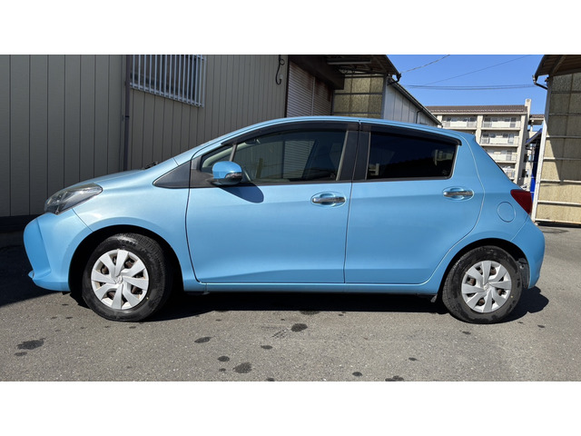 ヴィッツ1.3 F LEDエディション