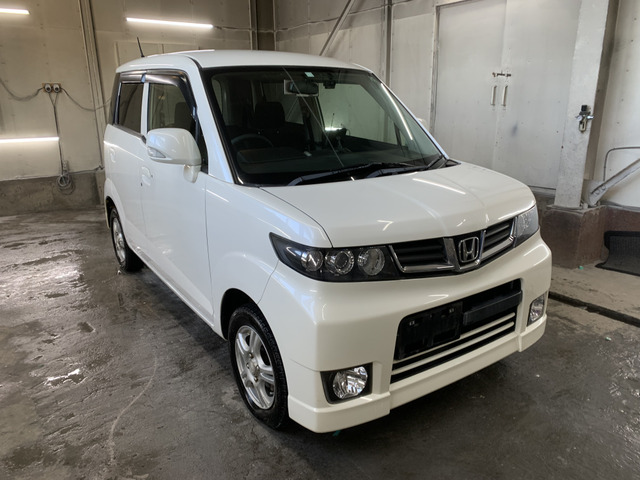 ���Ԃƈꏏ�ɐV�i�^�C��(�z�C�[���t��)������]�̕��ɂ͂����ȉ��i�ɂĂ��񋟂��Ă���܂��B�펞�݌ɂ�����܂��̂ŁA���ł����m�F���������܂��B