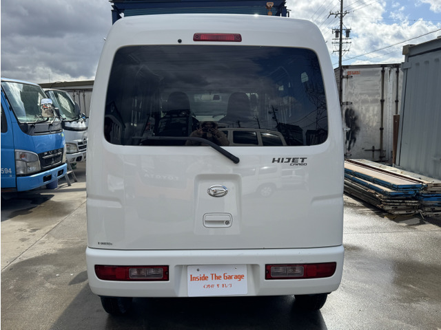 ���Ԃɂ��ċC�ɂȂ�_�Ȃǂ������܂�����A���C�y�Ƀ��[���E���d�b��肨�₢���킹���������܂��B