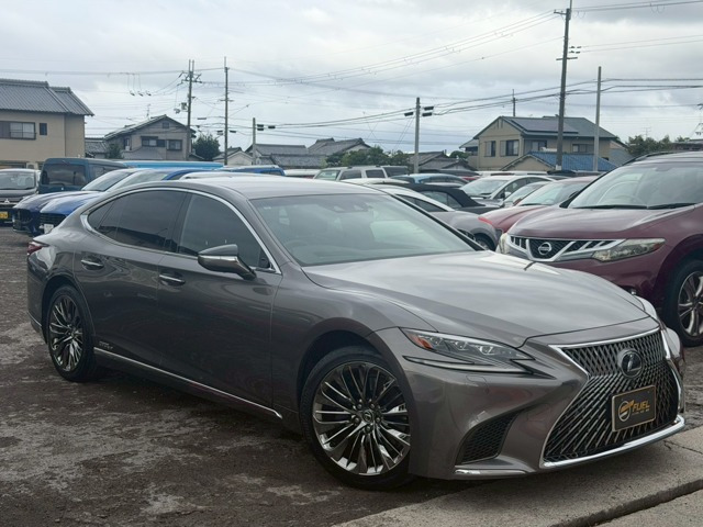 LS500h バージョンL 4WD