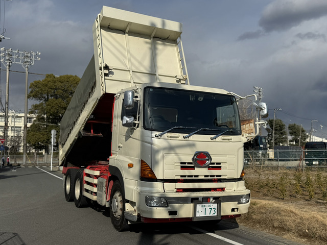 プロフィアダンプ