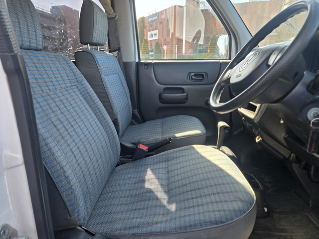 �V�[�g���L�X�ł��B(�x�������z17.8���~�E�����Ɍ���E�x�������z�ɎԌ�2�N�܂܂�Ă��܂��E�^�C�~���O�x���g�����ς�)