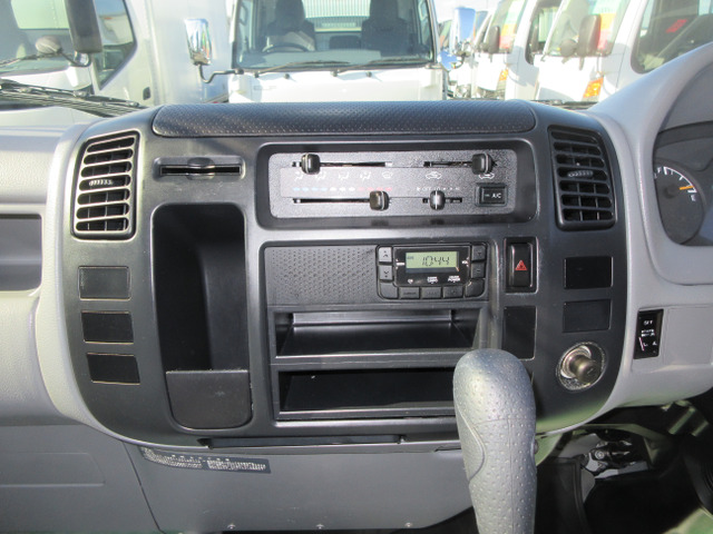 �������E�C���p�l���ł���