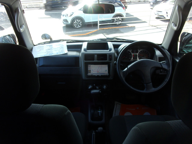 �u���b�N��̗����������C���e���A�B