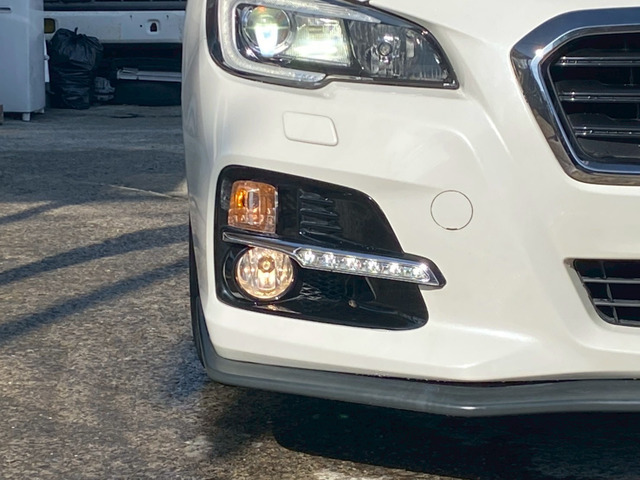 LED�f�C���C�g�t����