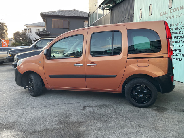 ���q�l�Ɉ��S�ŉ��K�ȃJ�[���C�t���y����Œ������߂ɁA���ЃI���W�i���̃v�����𐔑������p�ӂ��Ă���܂��B