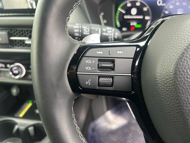 �X�e�A�����O�X�C�b�`�ő��s���̑�����ȒP�ɍs���܂�!