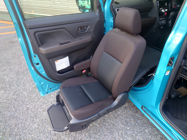 ルーミー1.0 G ウェルキャブ 助手席リフトアップシート Aタイプ