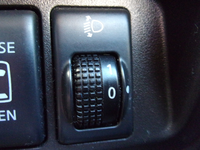 �w�b�h���C�h���x���C�U�[�B