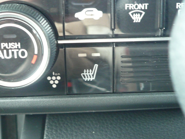 �O�ȃV�[�g�q�[�^�[�t���������~�Ɋ������@�\�ł�(*^^)v