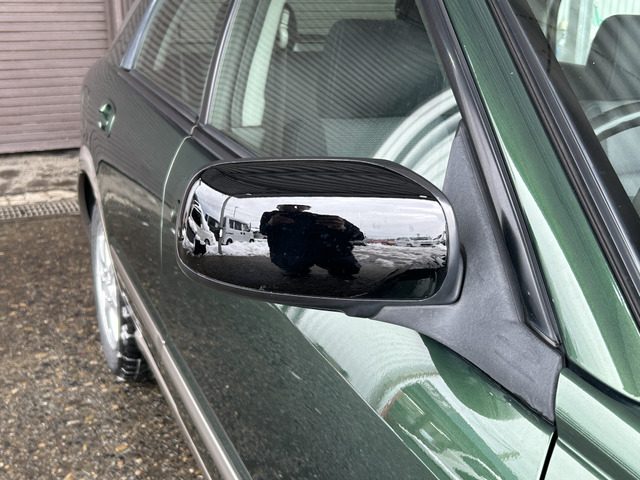 �y�x�����z���i�X�z���Ԃ������������܂��āA���ɗL�������܂��B�݌Ɏԗ��ɂȂ�܂��̂ŁA���񂲓s���̋X�������ɁA���ɗ��ĉ������B���X�\��������ƁA���ē����X���[�Y�ł��B