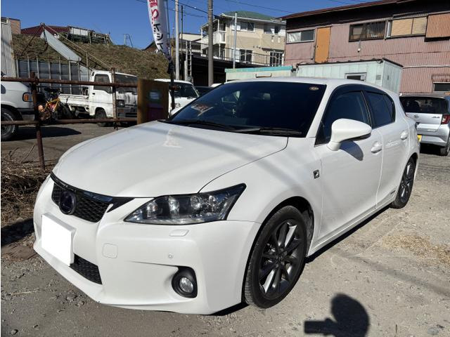 CT200h Fスポーツ