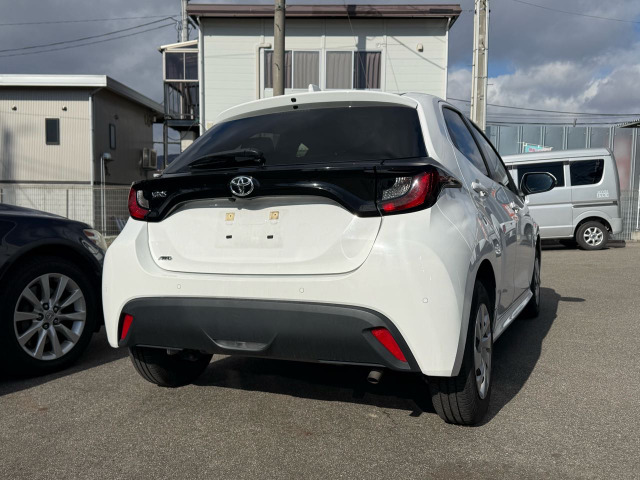ヤリス1.5 X 4WD