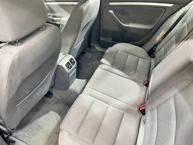 ���݌�200��ȏ�!�������񂠂邩�炲��]�̂��Ԃ�������܂�! �f�ڂ���Ă��Ȃ��݌ɎԂ������������܂��̂ŁA���C�y�ɂ��⍇��������!