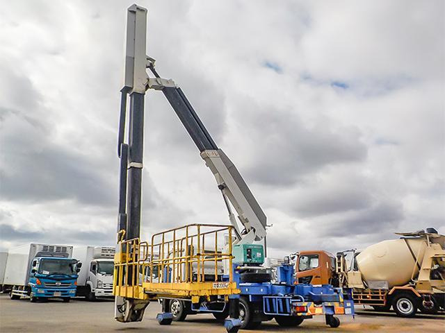 �����i�[