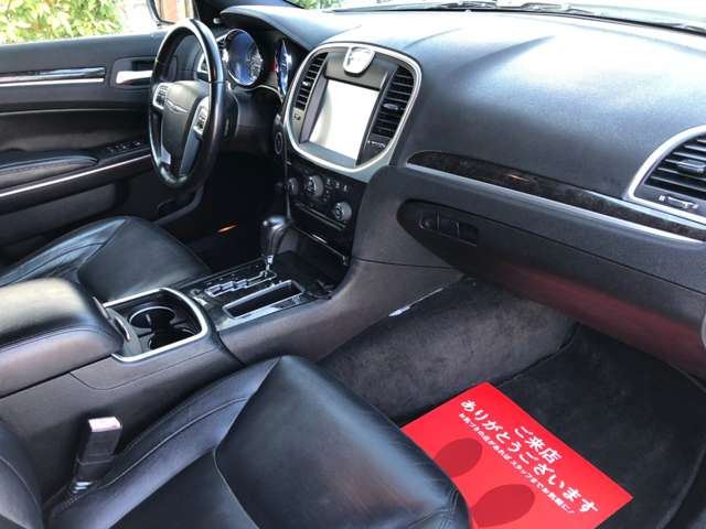 �����͍��v�V�[�g���Y��ȏ�Ԃł�!8.4�C���`�f�B�X�v���C�I�[�f�B�I!DVD�r�f�I�EBluetooth�I�[�f�B�I�EUSB�Ή�!ALPINE�T�E���h�V�X�e��!�v�b�V���X�^�[�g!�X�}�[�g�L�[!�^�]�ȁE����ȃV�[�g�q