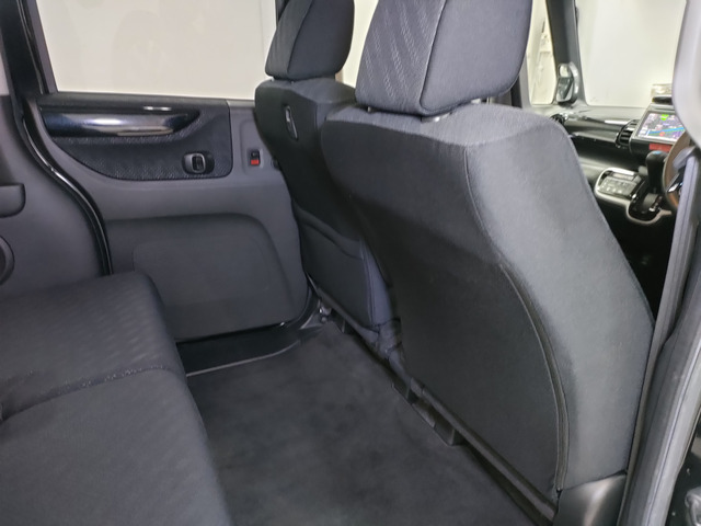 �y����OK�z���Ԃ̈ړ���葱���Ȃǂ������܂��̂ŁA����]�̍ۂ͂����X������O���܂łɂ��A�����������B�i���o�[�v���[�g�̖����Ԃ̌����ł̎���́A�X�^�b�t�̉^�]�ƂȂ�܂��B